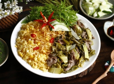 Vì sao nên rang cơm nguội?
