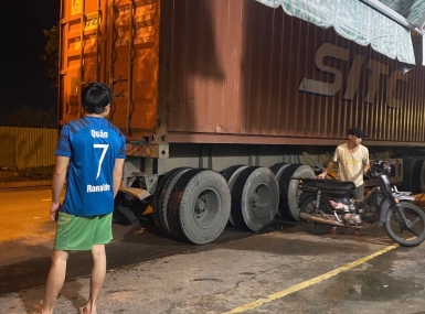 Bốc xếp Lợi Nguyễn - Dịch vụ bốc xếp uy tín tại Đức Hòa Long An